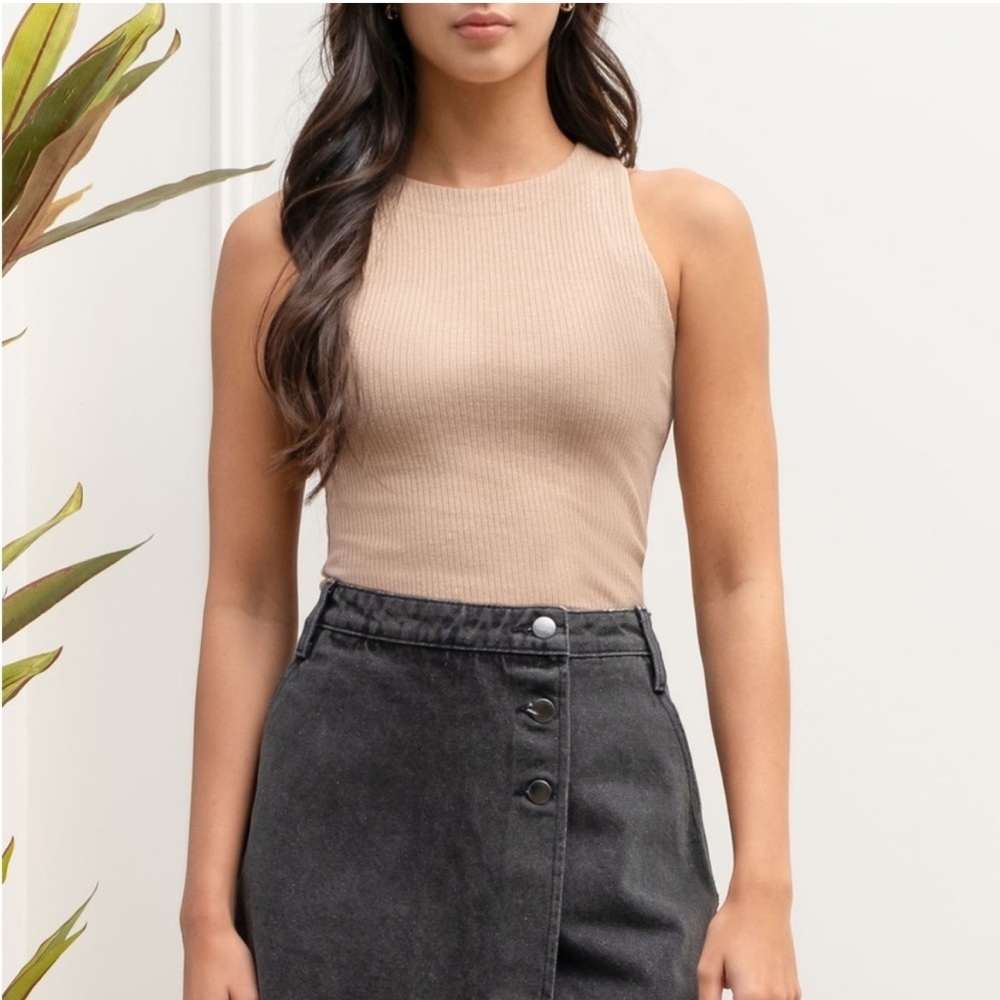Sleeveless Ribbed Tan Top